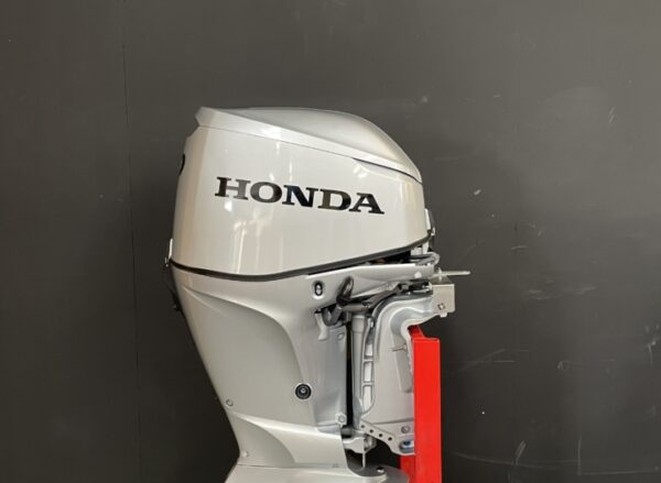Honda 60 HP EFI 4-stroke